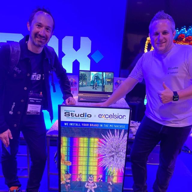 The NFT.NYC was just a super-blast thanks to our partners @thesandboxgame Sébastien Borget, Rémy Bompar to trust in our work and creativity ! Thanks to my team the best guys in the Galaxy @stephaneboukris @ultaner @supermamanfitness and the others that work in the Shadow @xsioroff @interactivestudio Was great to meet others creators and amazing studios such as @hermitcrabstudio @index_game_hk @pandapops_gaming #metaverse #voxelartists #nyc #events #frenchtouch #paris #show #design #gamemaker #builders
