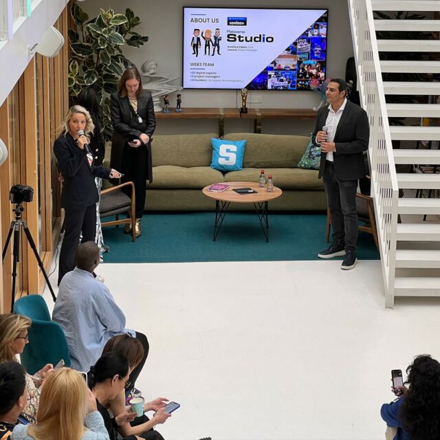 Fashion and Voxels at The Sandbox HQ in Paris 26th of September 2023 !
Great breakfast to start this Fashion Week with friends and partners for a great panel  @eyesofashionnft @edalourdes  @bnv.me @supermamanfitness @papafitgym @thesandboxgame It was the occasion to explain how the fashion brands can use voxels and metaverse to embark their fans and clients on epics gaming fashionable experience !! We show some of our new US client campaigns in Love in Paris Experience @brochuwalker et How we tranform the Eyes of Fashion Art from @taliazorefstyle into an amazing voxels avatar !!!
You can use the AR filter in our account and strike the pose with it !!! Everybody was happy with French Croissant, Stickers, Goodies and Video Games.
#thesandbox #fashion #voxels #gaming #blockchain #pitch #panel #bnv #eyesoffashion #paris #fashionweek #liveevent #metaverse