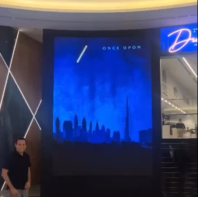 Just created the screen animation deployed across the multi-format LED screens at VOX Cinema @voxcinemas in Dubai to promote the spectacular music hall “Once Upon a Time in Dubai. @ouatidubai 
A powerful visual campaign for an iconic venue Thank you for the trust ! #signage #dynamicscreen #ads #cinemaads #dubai #motiondesign #ouatid #cinemavox