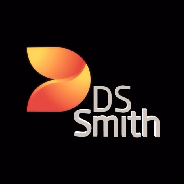 For DS Smith’s latest trade show, we delivered a premium holographic experience powered by holographic fan technology. The installation featured a high-end 3D logo animation, a dynamic showcase of a folding production line, and an immersive close-up on a cardboard folding process, creating a striking visual impact and a true wow effect.  @dssmithgroup  #hologram #3d #industry #packaging #dssmith